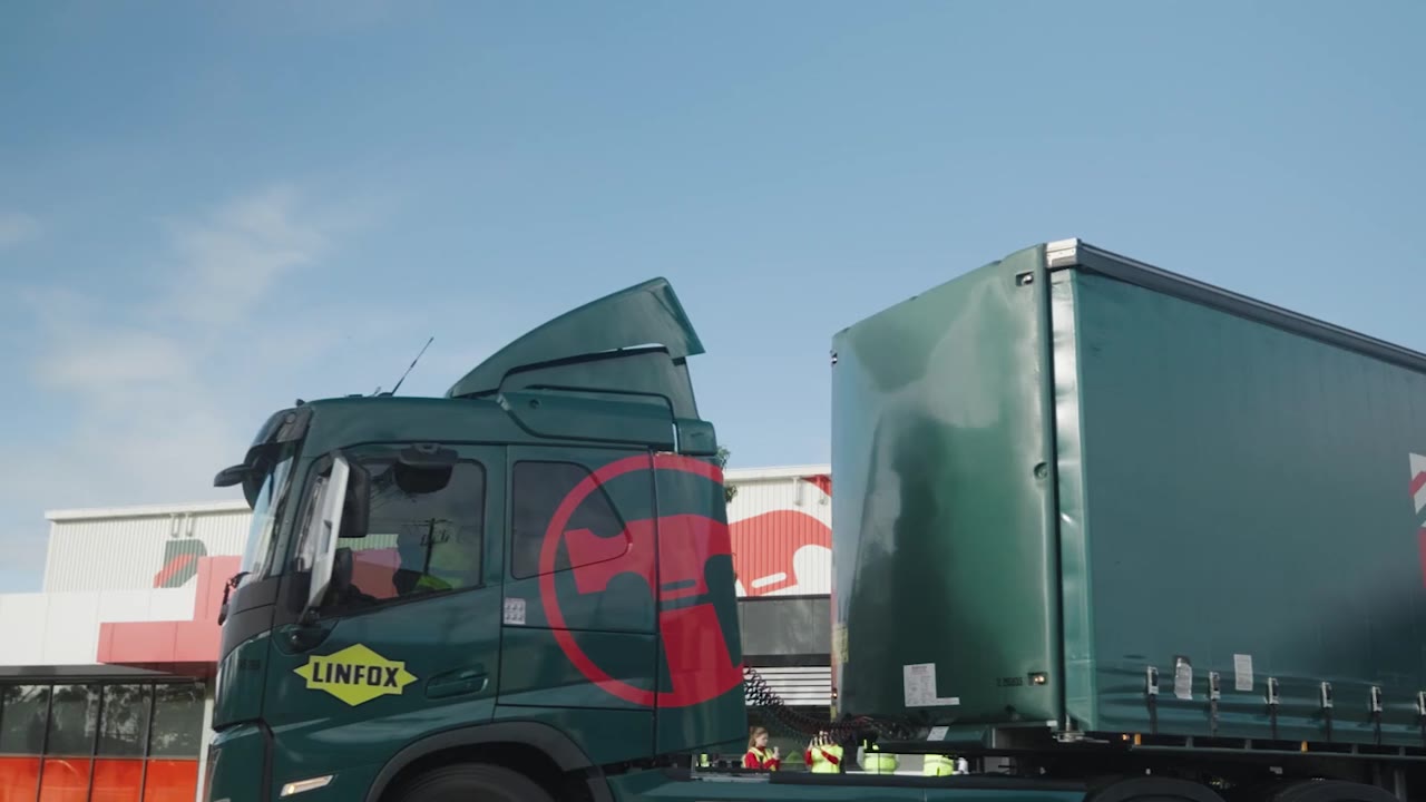 Still from Linfox x Bunnings Electric Truck Launch